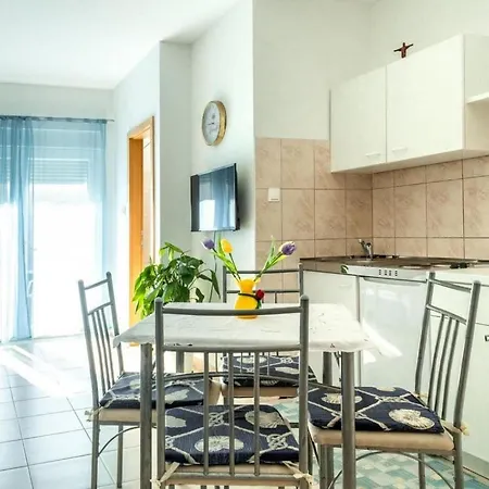 Apartments Jelena *